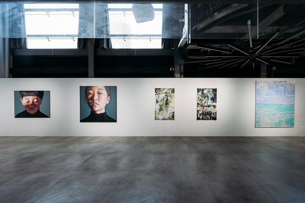 전시장 전경(강강훈, 이종환, 신경철 작가 작품)