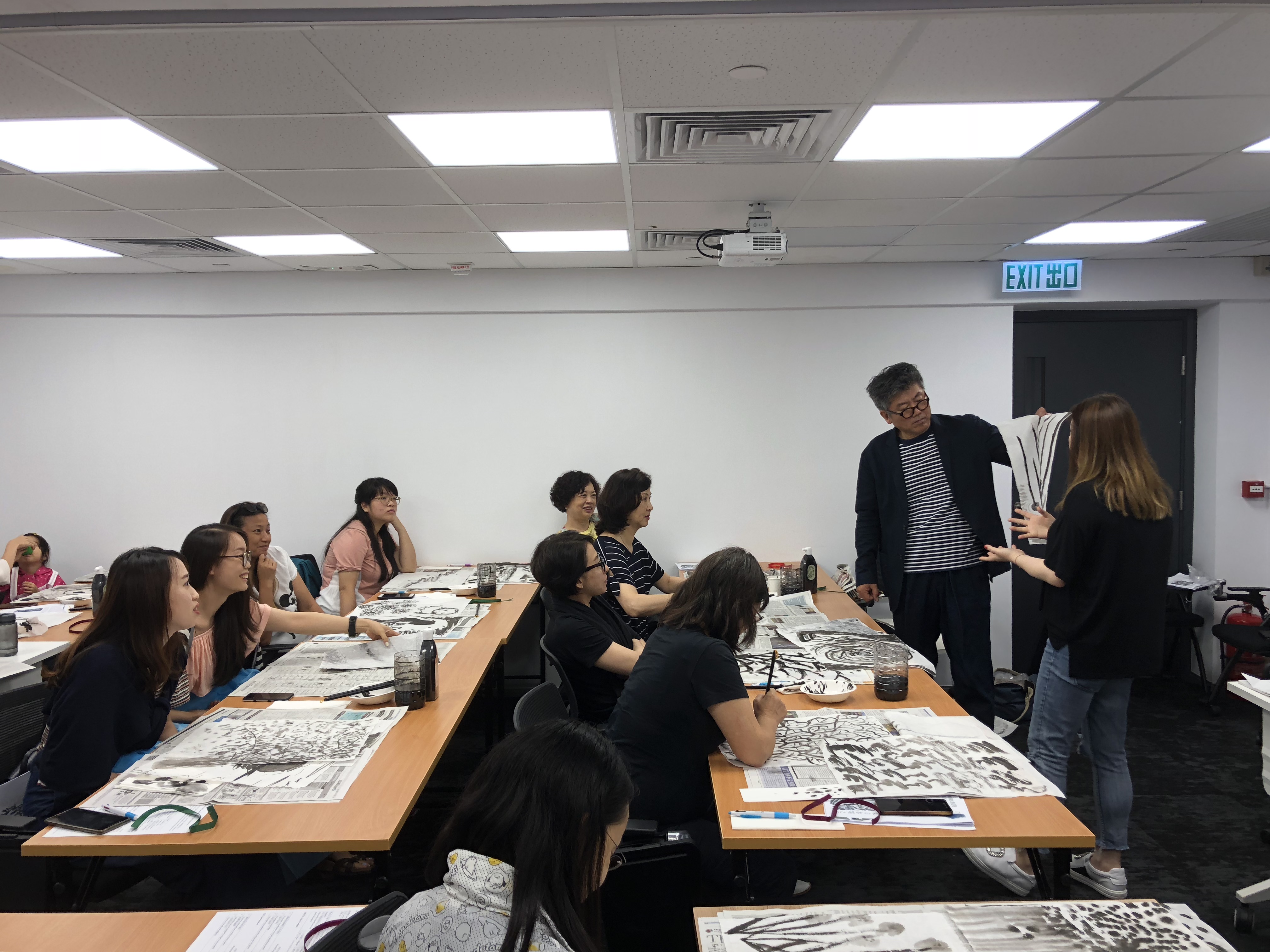 表格內容依…排序